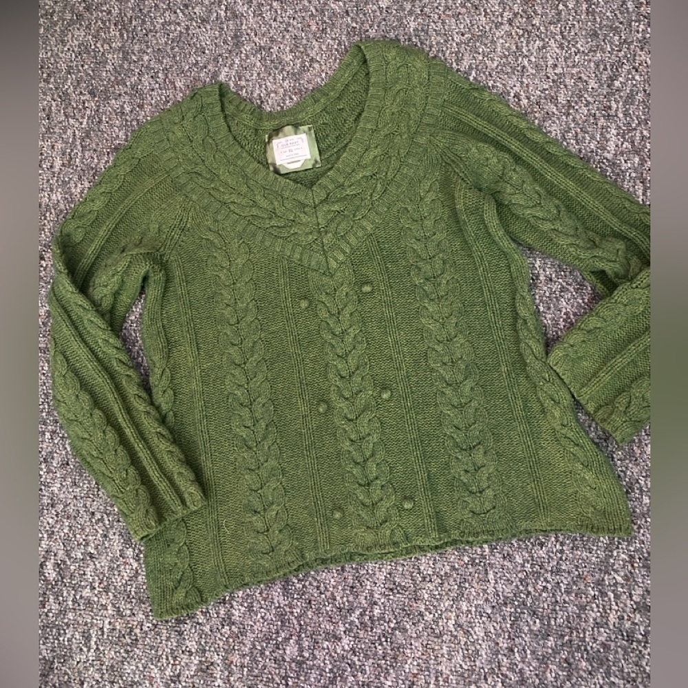 Cable Knit Lambs Wool Blend Fisherman’s Sweater